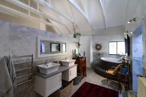 2 Bedroom Property for Sale in Sandbaai Western Cape